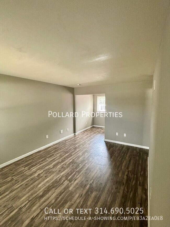 Building Photo - 300 Arlington Way