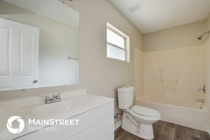 Building Photo - 910 Kentucky Blvd