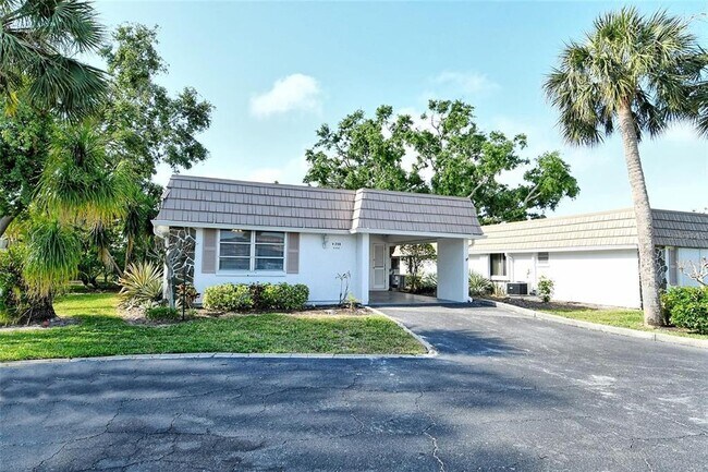 Building Photo - 2332 Canalbluff Pl