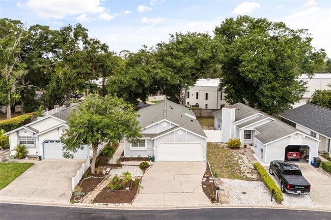 Building Photo - 106 Lamplighter Dr