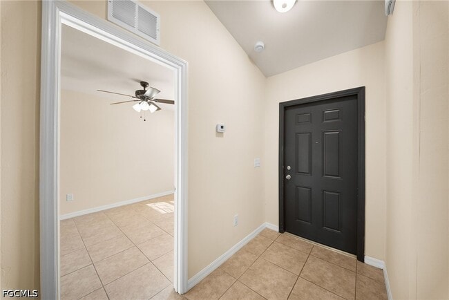 Building Photo - 2820 SW 7th Pl