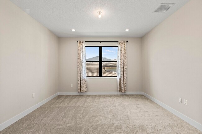 Building Photo - 10033 Stockrun Dr