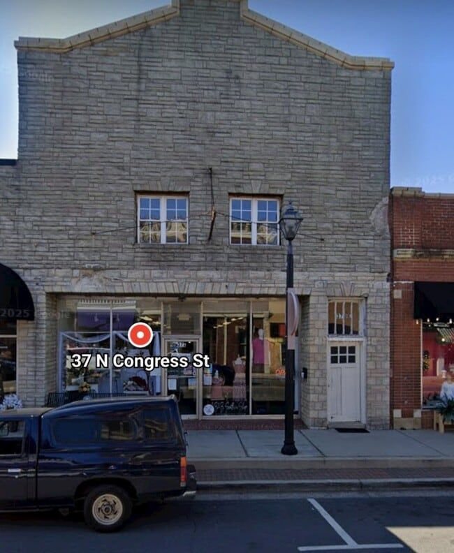 Primary Photo - 37 N Congress St