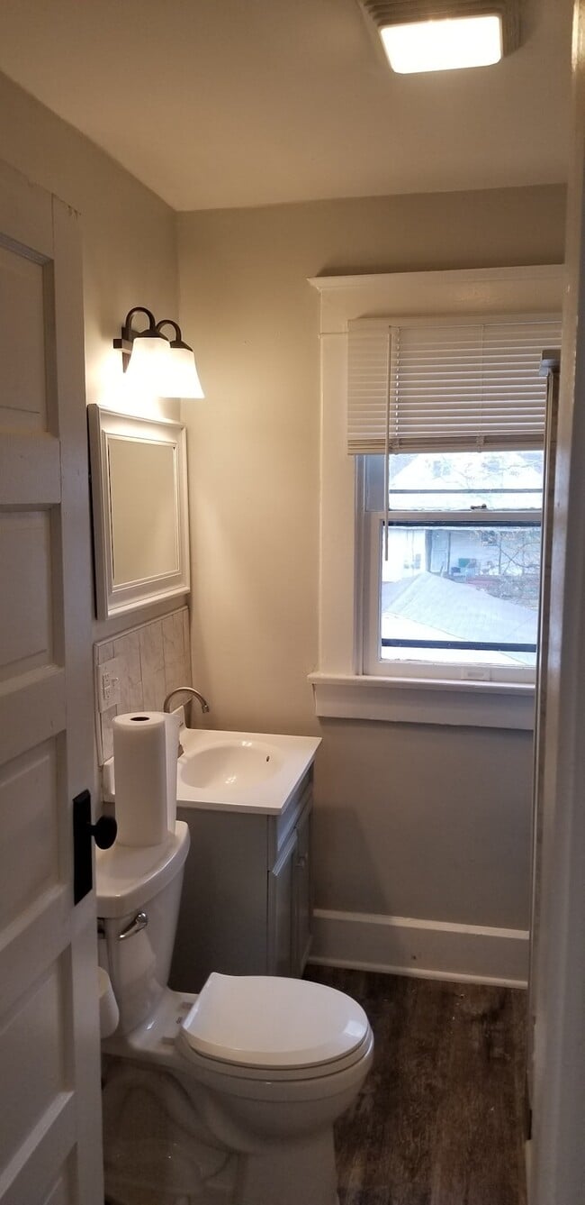 Building Photo - 3029 Boulevard Pl