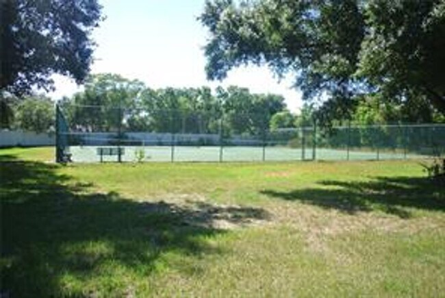 Building Photo - 4210 Ironwood Cir