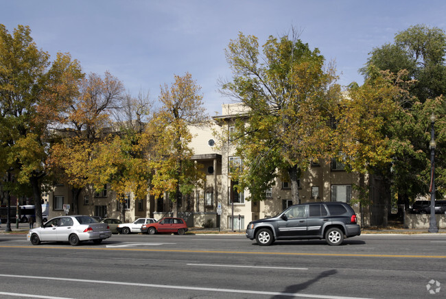 Primary Photo - Jackson Apartments