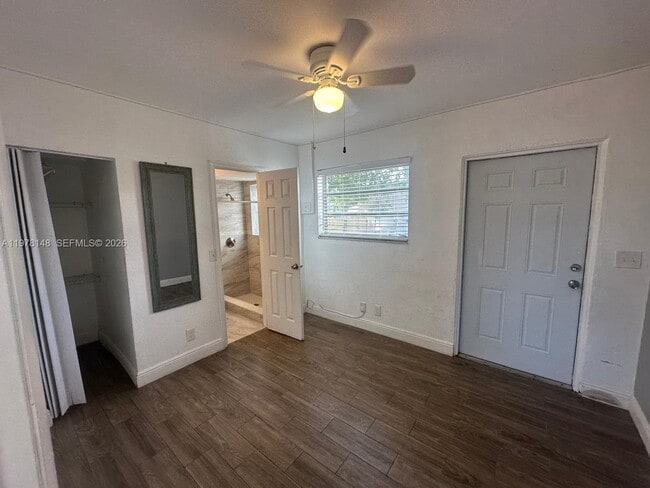 Building Photo - 1728 Rodman St