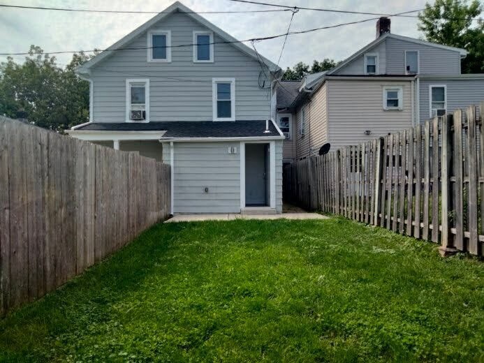 Building Photo - 1028 Monocacy St