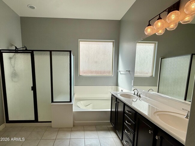 Building Photo - 7306 S Lancaster St