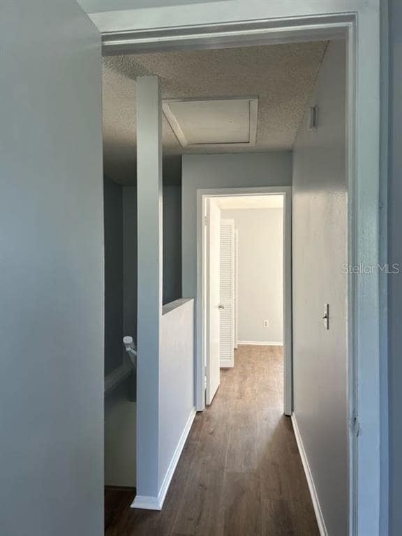 Building Photo - 207 Eden Ln