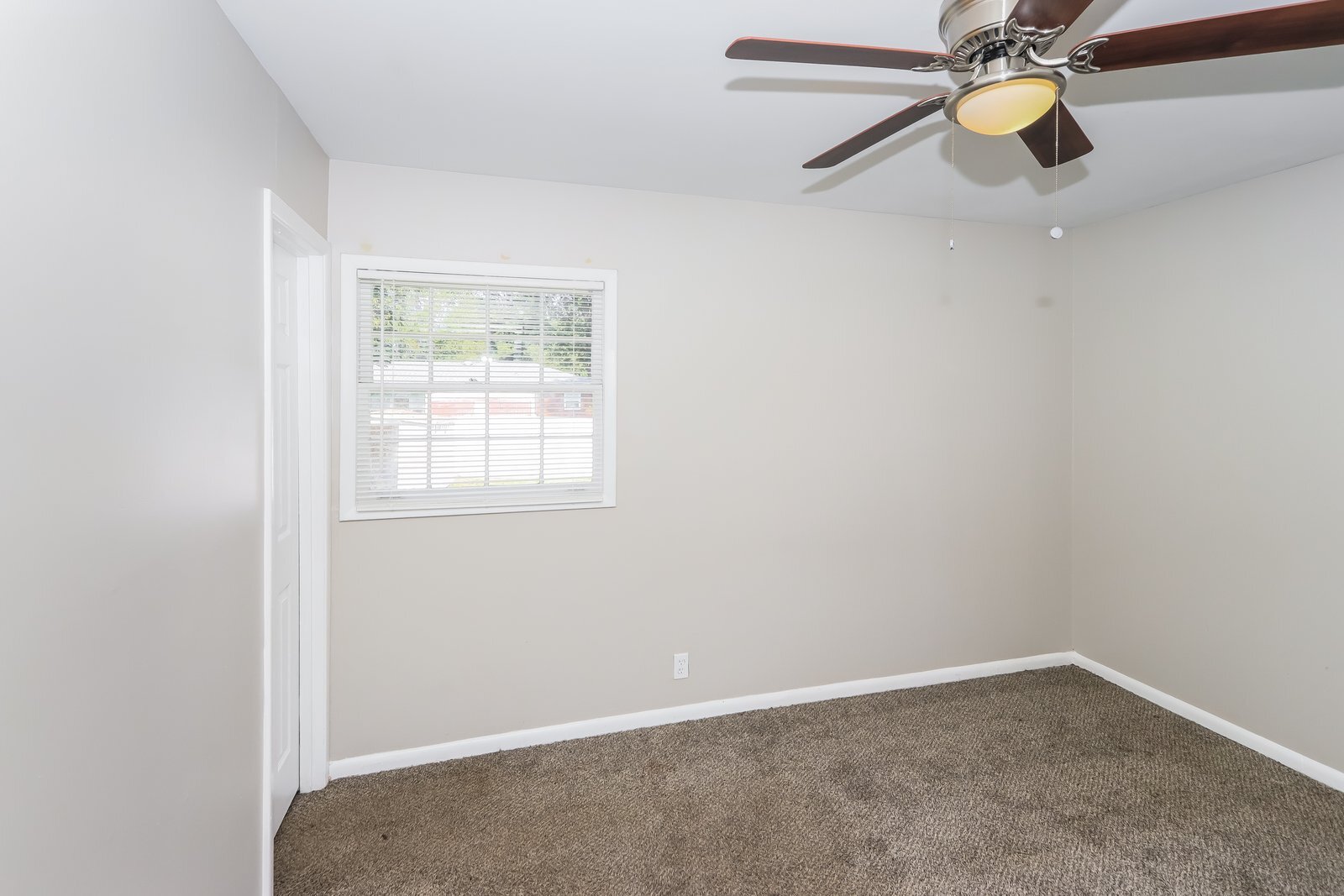 Building Photo - 106 Kingsnoll Dr