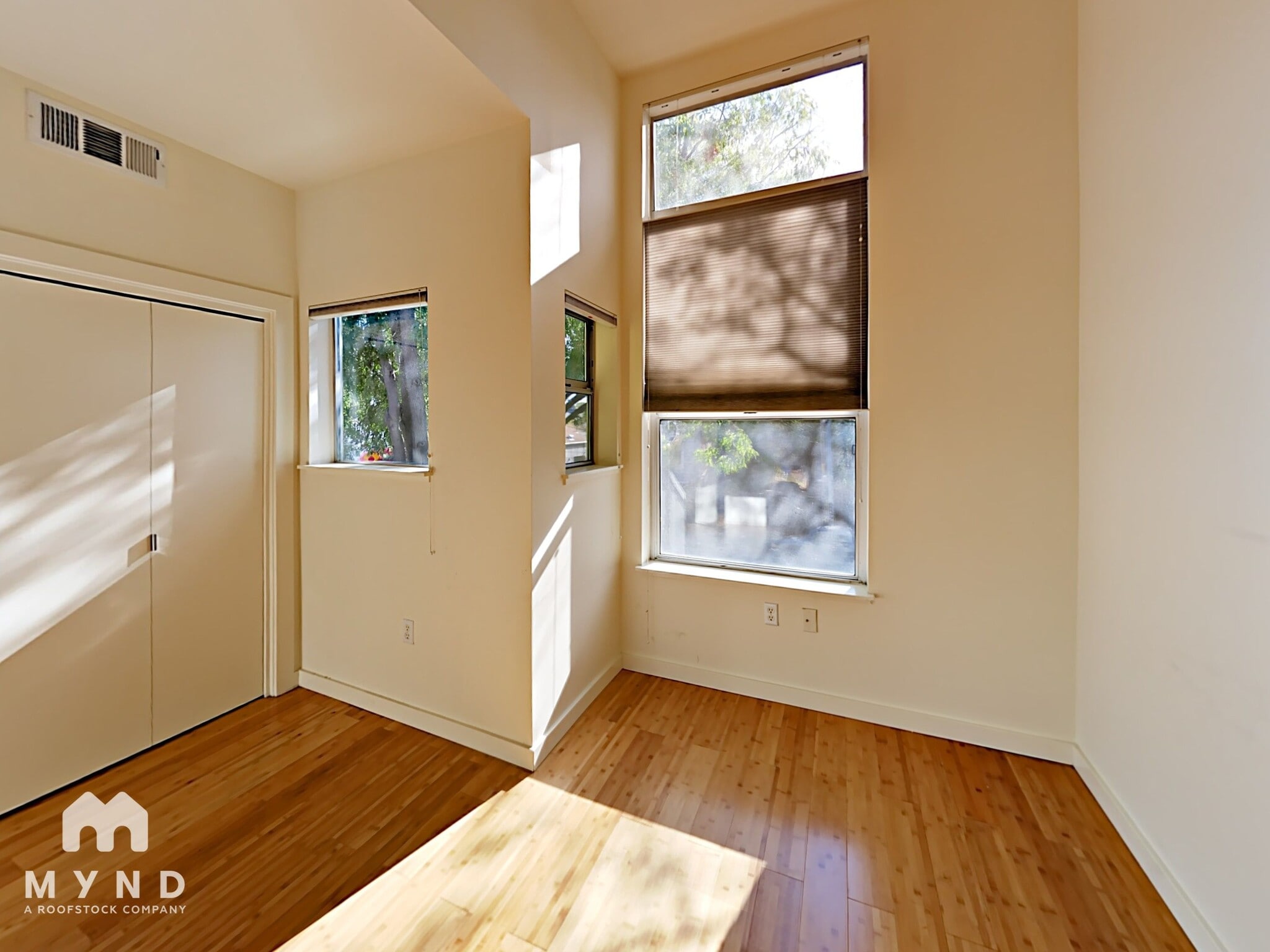 Building Photo - 1222 32nd St