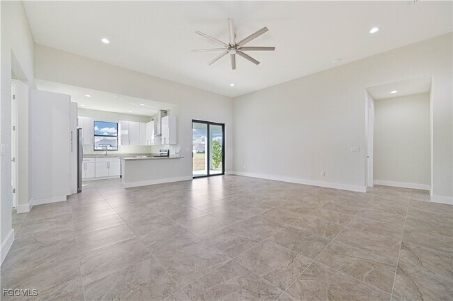 Building Photo - 1638 NW 36th Pl