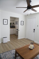 Building Photo - 413 Dempsey Rd