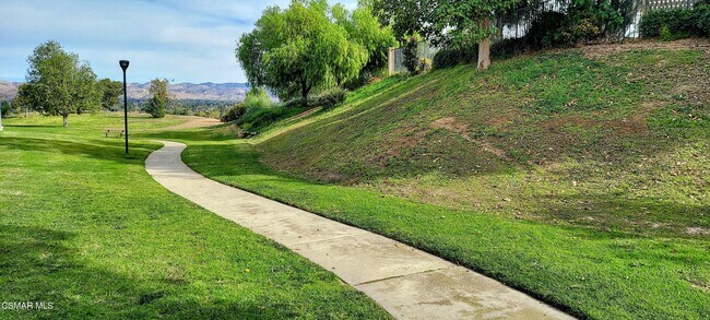 Building Photo - 748 Azure Hills Dr