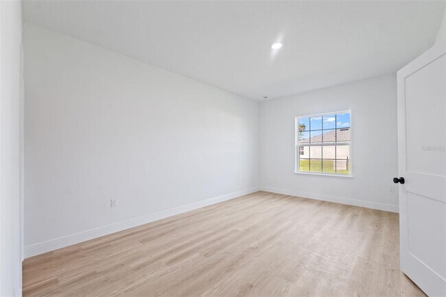 Building Photo - 3479 SW 137th Loop