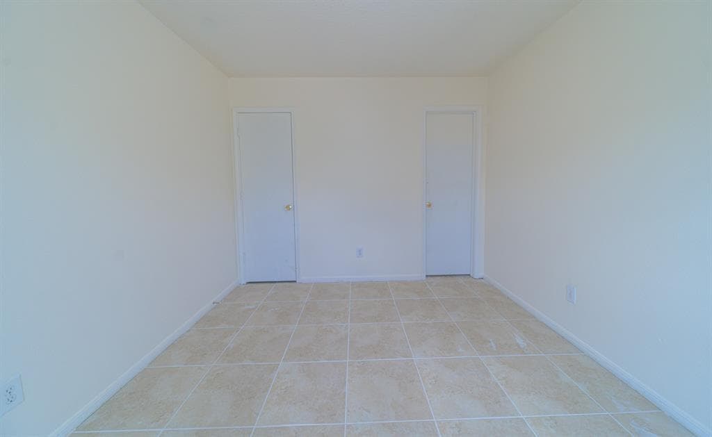 Building Photo - 5511 Darby Square Trl