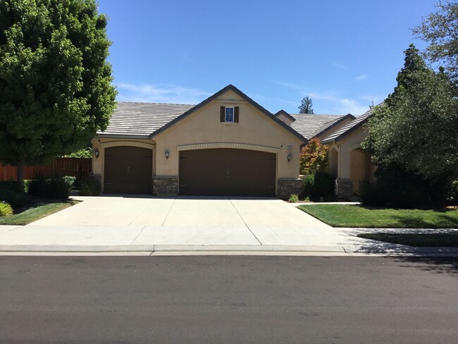 Primary Photo - Welcome to Harlan Ranch!!!
