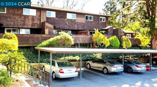 Building Photo - 3262 Marlene Dr