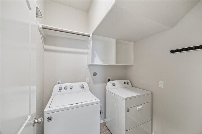 Building Photo - 12822 Invery Dr