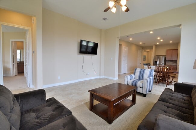 Building Photo - 24610 Windmill Canyon Ln