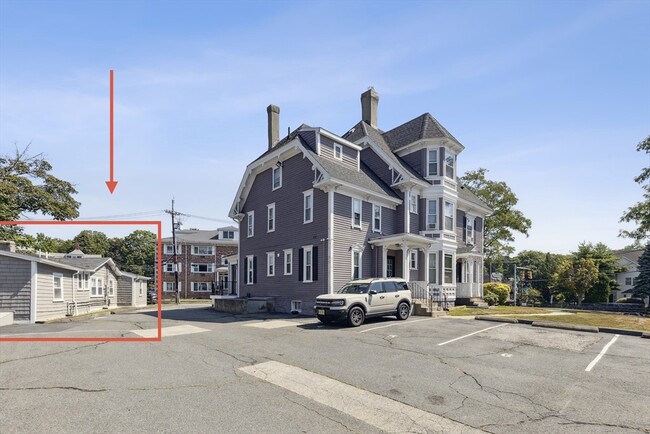 Building Photo - 4 Kilby St