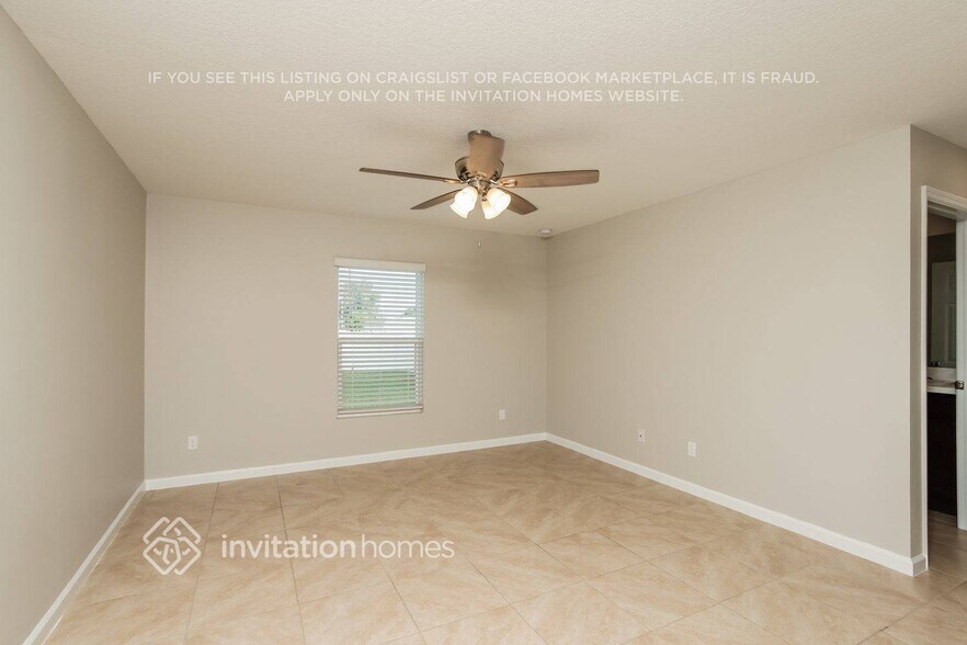 Building Photo - 555 NW North Macedo Blvd