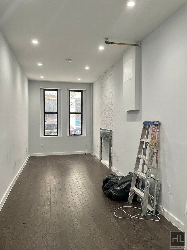 CHARLTON STREET 100 Charlton St New York NY 10014 Apartment Finder