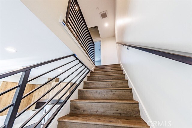 Building Photo - 1857 Crenshaw Blvd