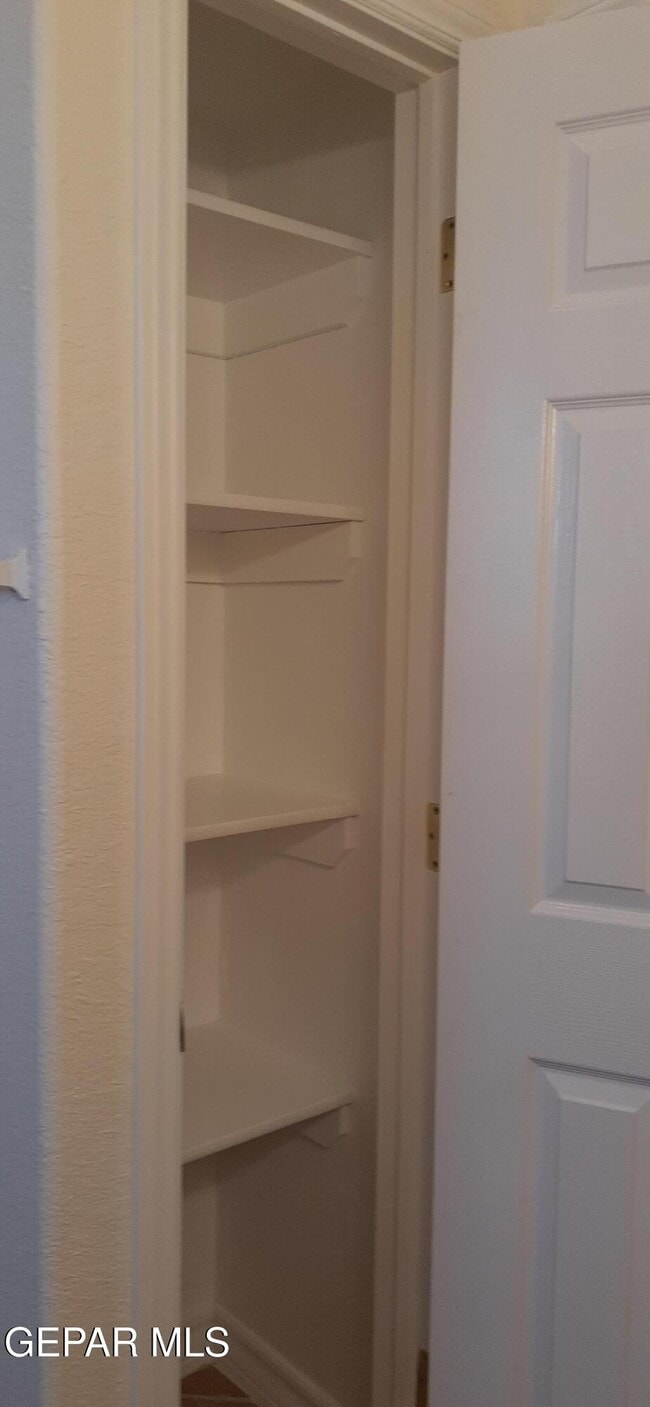 Building Photo - 5466 Buffalo Creek Dr