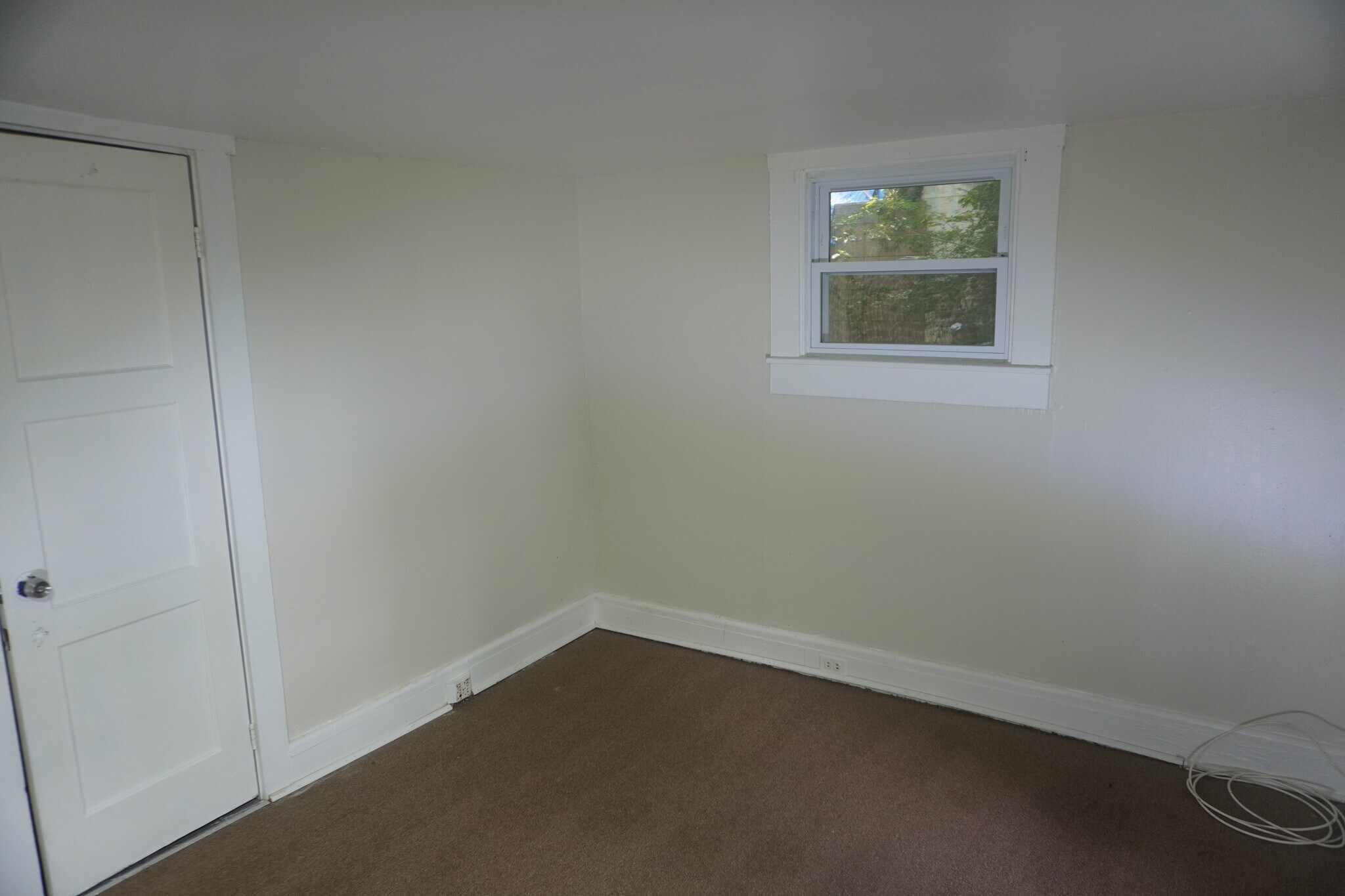Building Photo - 2214 Vandermast Ln