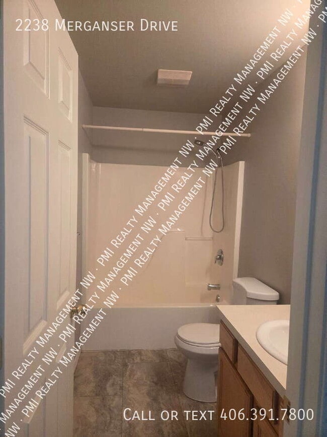 Building Photo - 2238 Merganser Dr