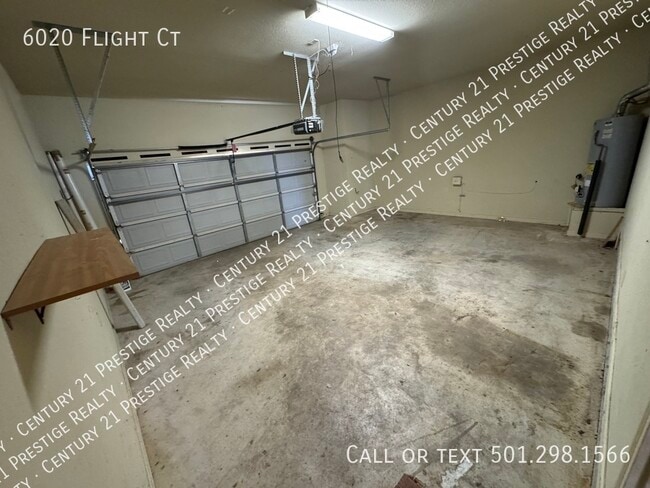 Building Photo - 6020 Flight Ct