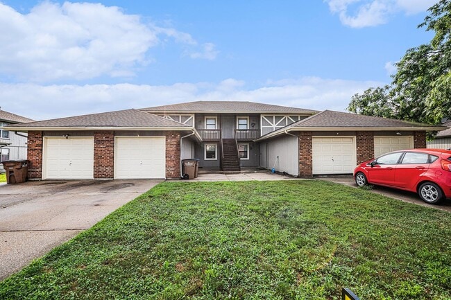 Building Photo - Beautiful 2-bedroom in the heart of Raymore!
