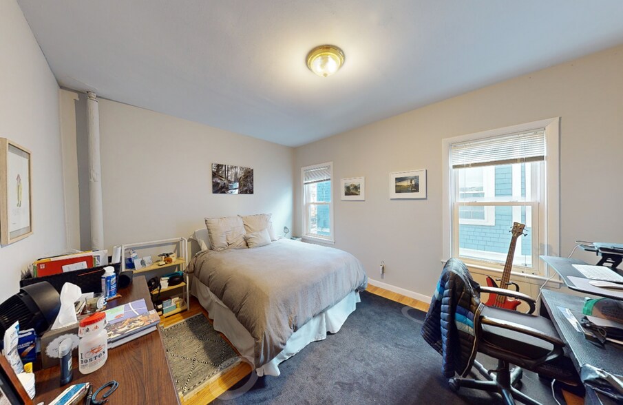 Building Photo - 23 Tufts St