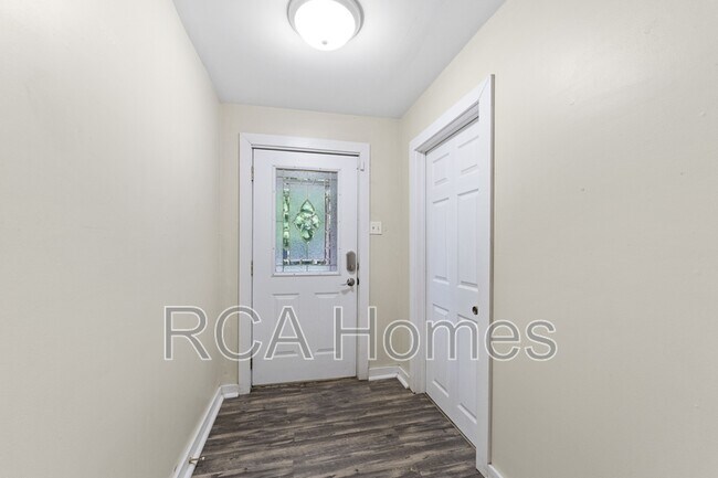 Building Photo - 1156 Fletcher Ave