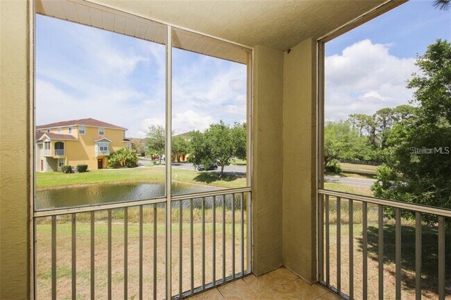 Building Photo - 5655 Bentgrass Dr