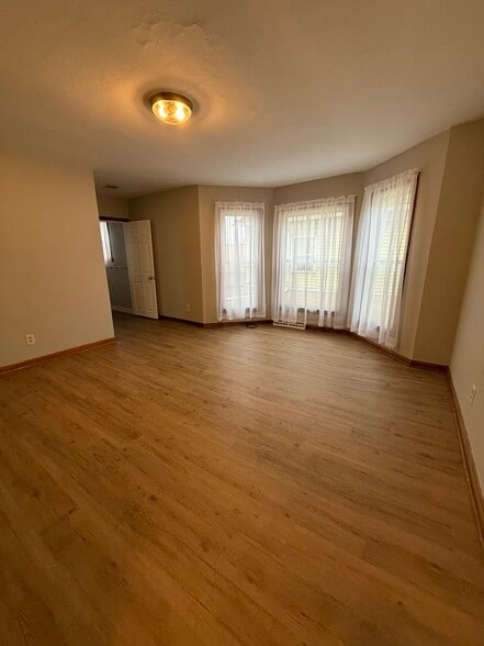 bedroom - 1109 Garfield St