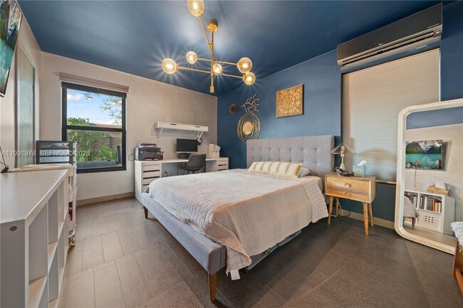 Building Photo - 4315 SW 97th Ct