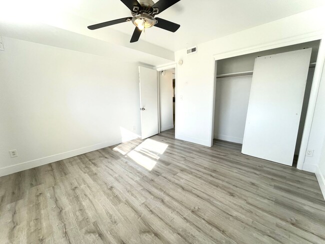 Building Photo - Newly Remodeled 1-Bedroom Apartment– Must ...