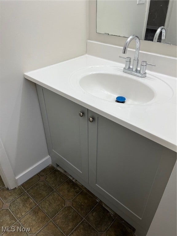 Building Photo - 8671 Ashwood Dr