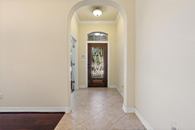 Building Photo - 8704 Old Corral Cove