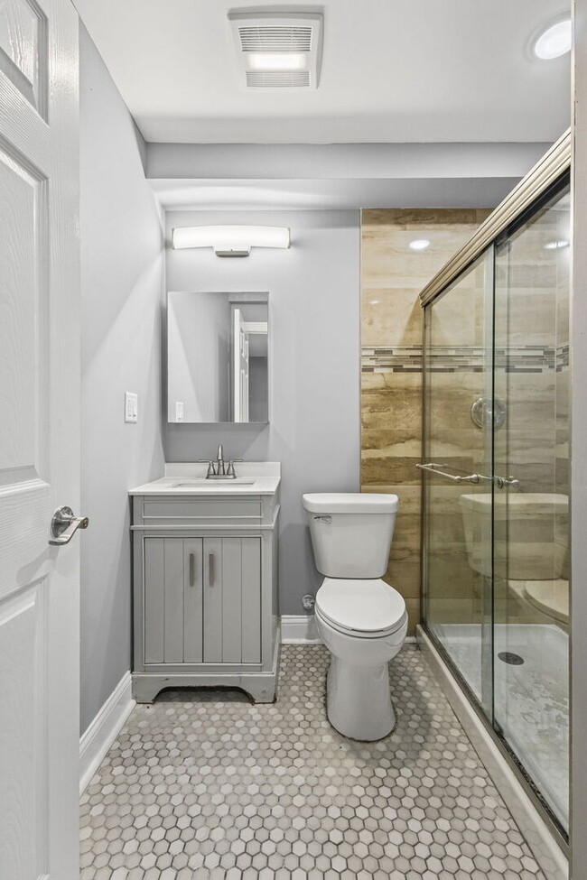 Building Photo - 1841 S Kedzie Ave