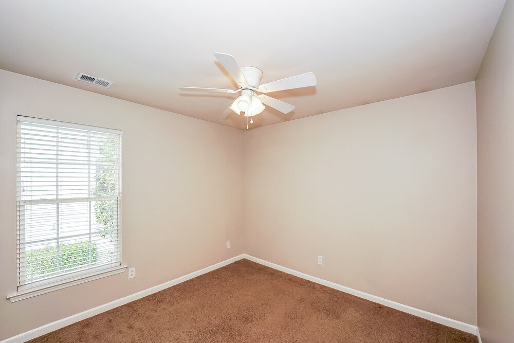 Building Photo - 8909 Lyleton Ln