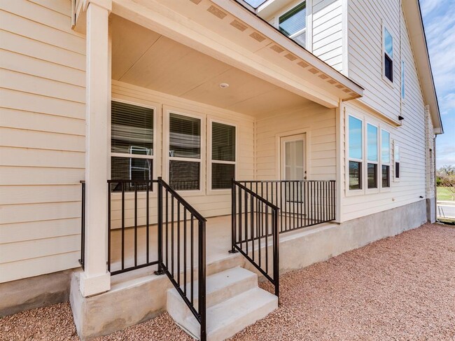 Building Photo - 708 Lone Peak Wy