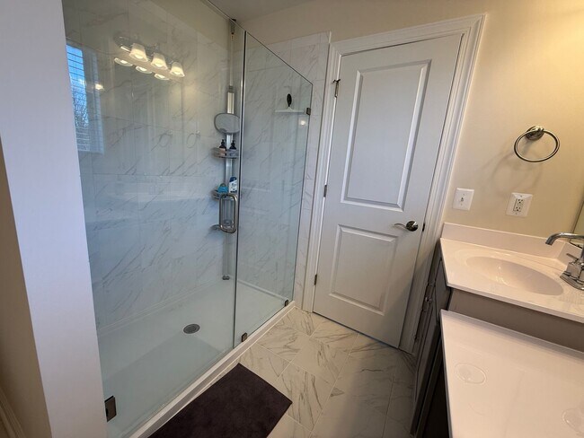 Building Photo - 3153 Horizon Rd