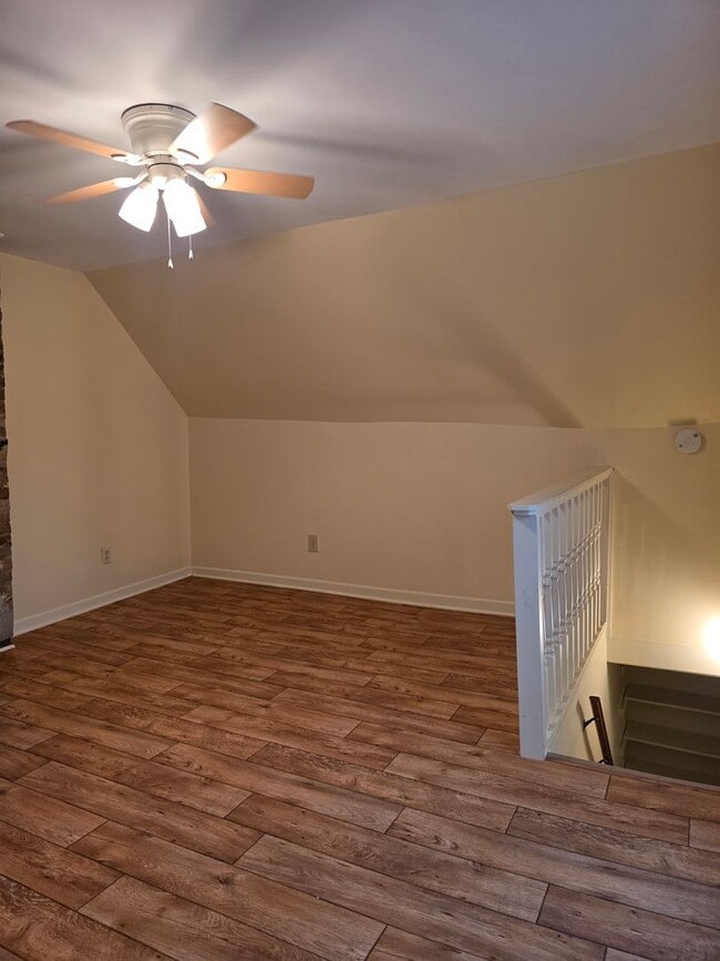 Building Photo - Large yard and quiet location in Findlay