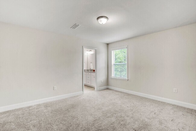 Building Photo - 220 Karlov Rd