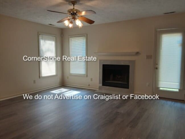 Building Photo - 2579 Gotts Ln