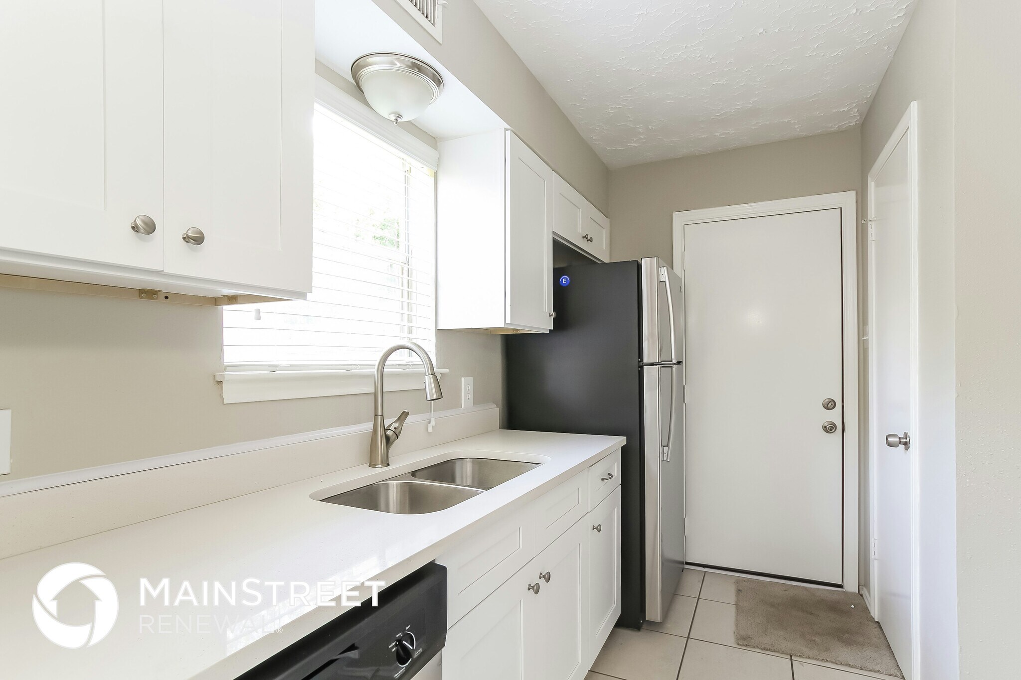 Building Photo - 16107 Diamond Ridge Dr